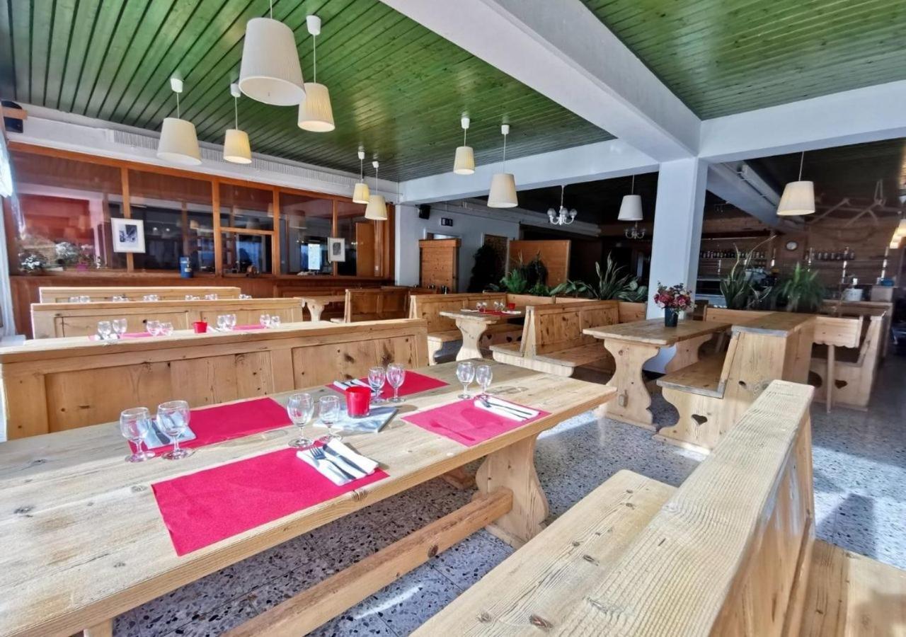 לה קרוסט Hotel Telecabine מראה חיצוני תמונה